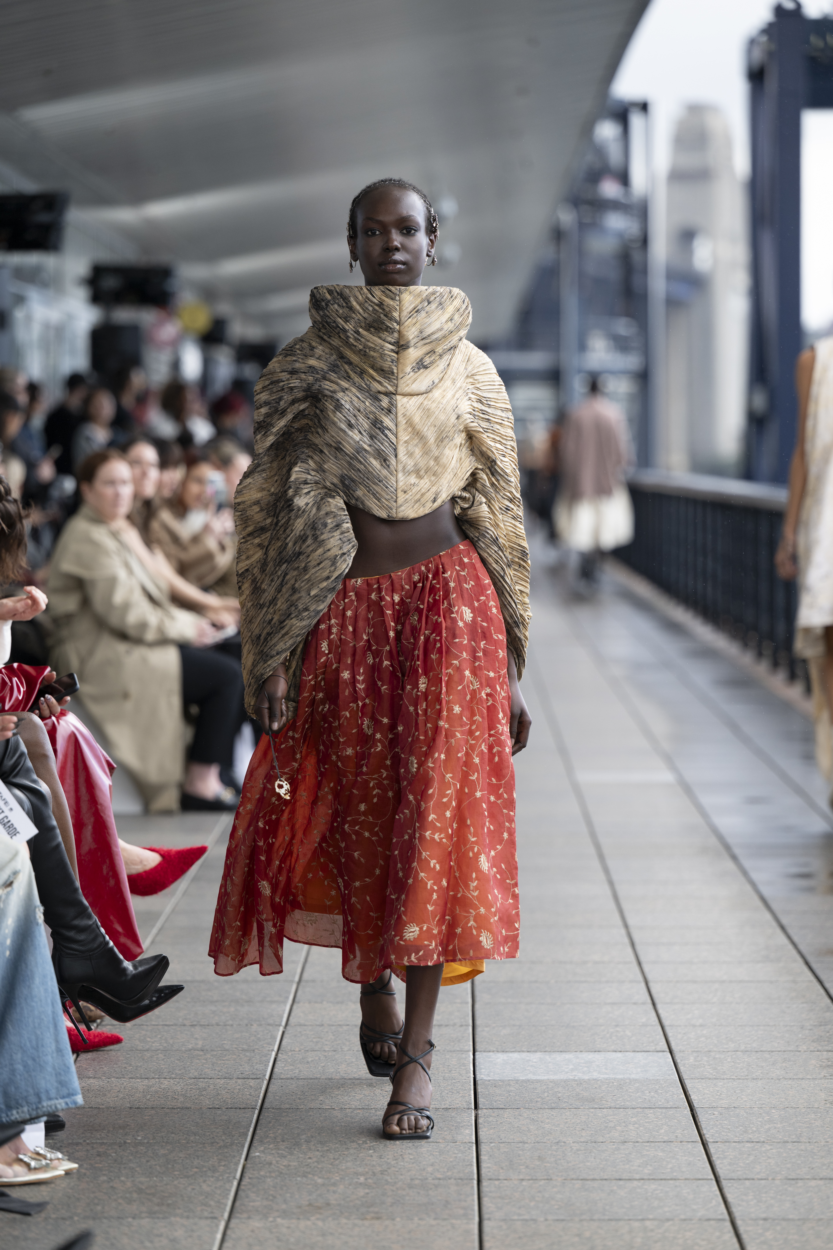 Look 8